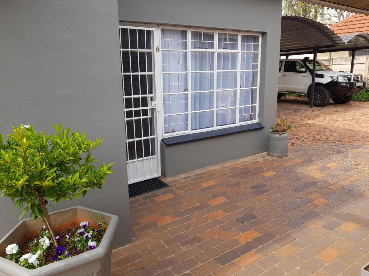 Accommodation@Park1285 Pretoria-Noord Esterno foto
