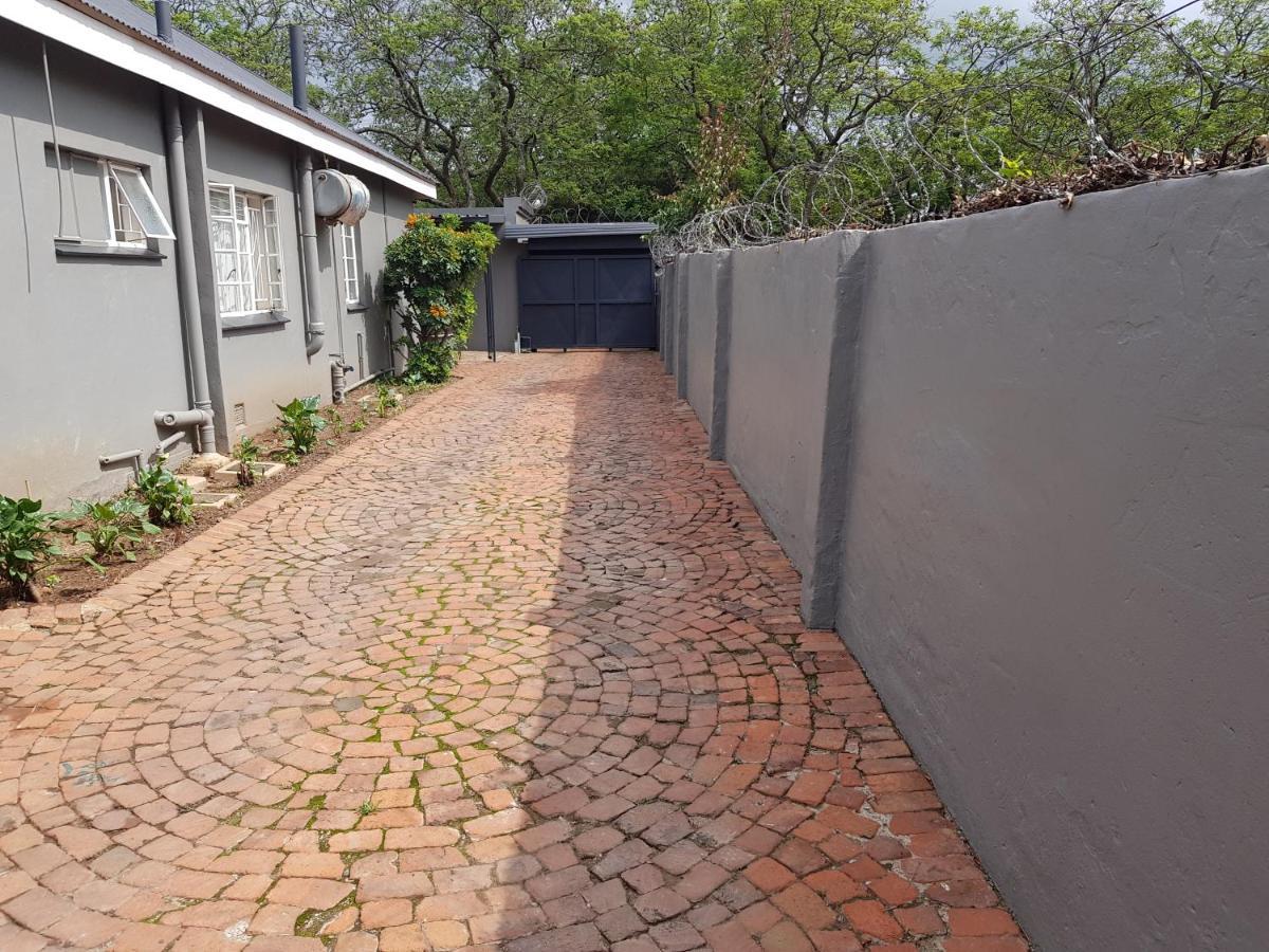 Accommodation@Park1285 Pretoria-Noord Esterno foto