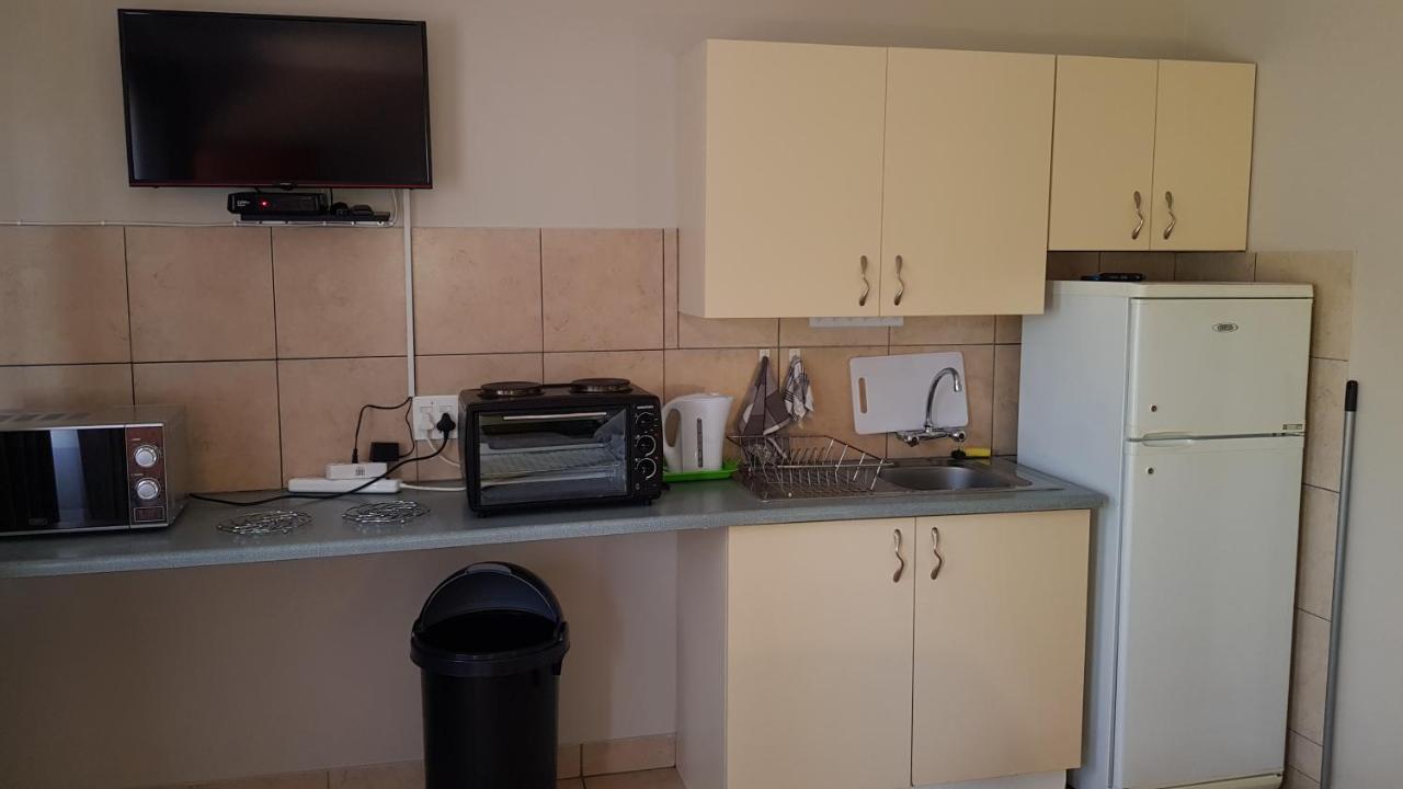 Accommodation@Park1285 Pretoria-Noord Esterno foto