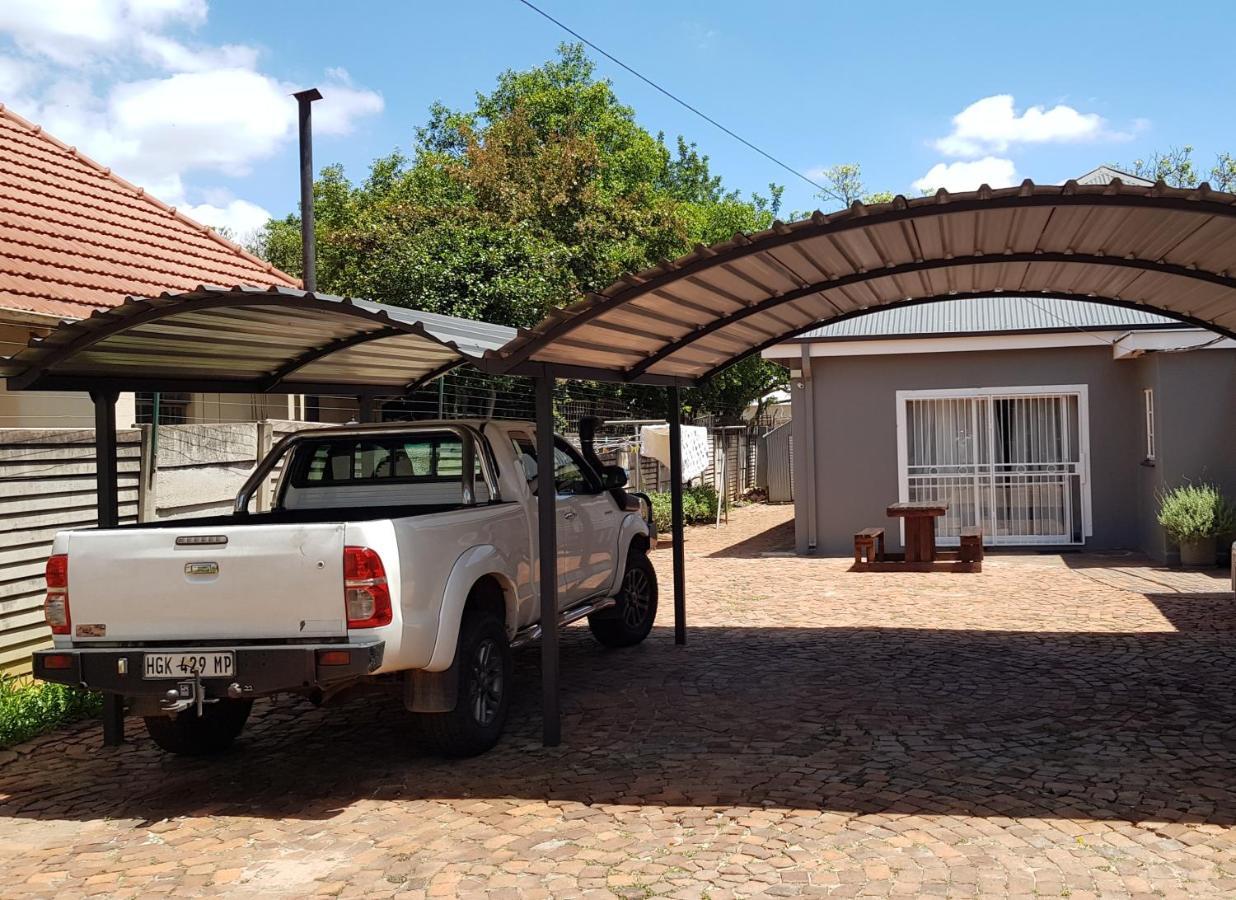 Accommodation@Park1285 Pretoria-Noord Esterno foto