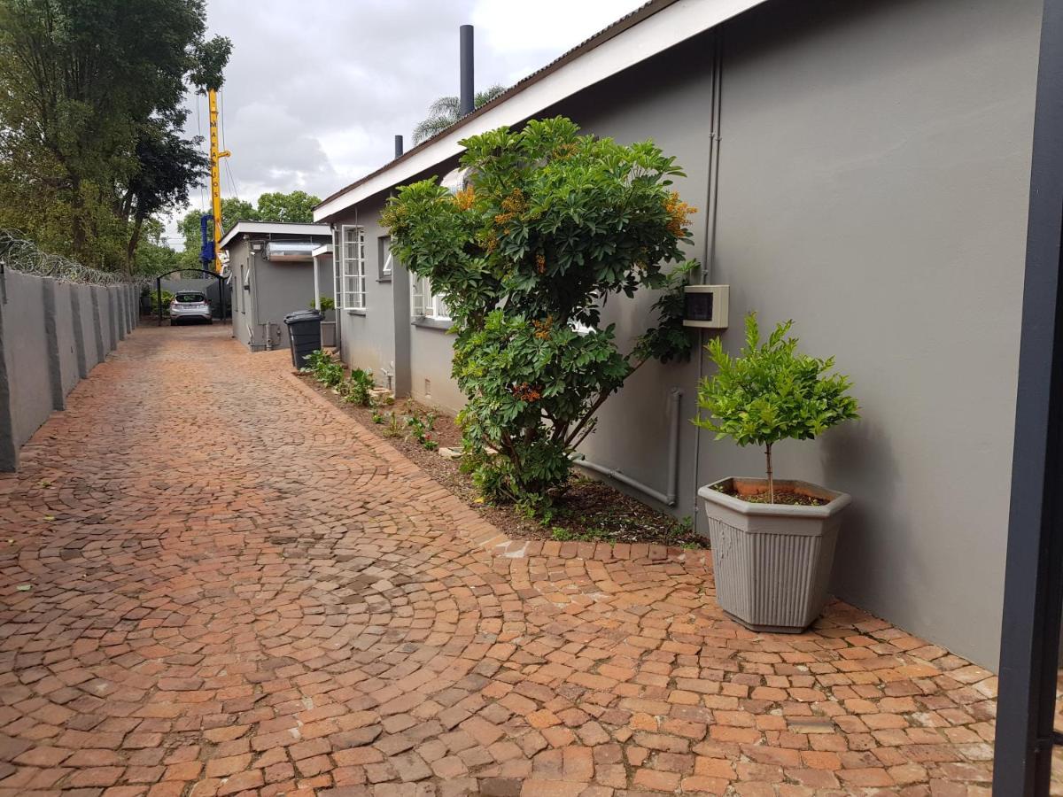 Accommodation@Park1285 Pretoria-Noord Esterno foto